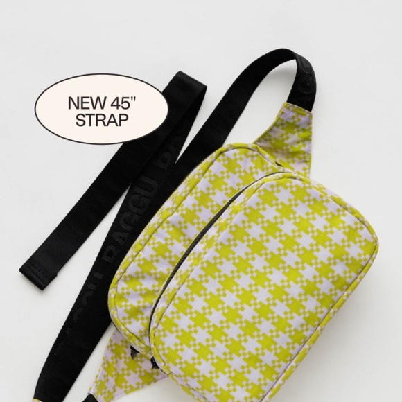 BAGGU Pistachio pixel Fanny pack new With Tags - Picture 2 of 7